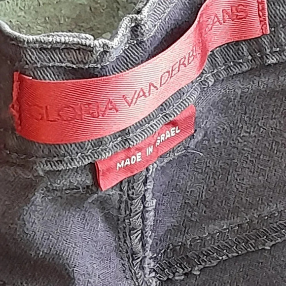 Gloria Vanderbilt Jeans - Picture 5 of 6